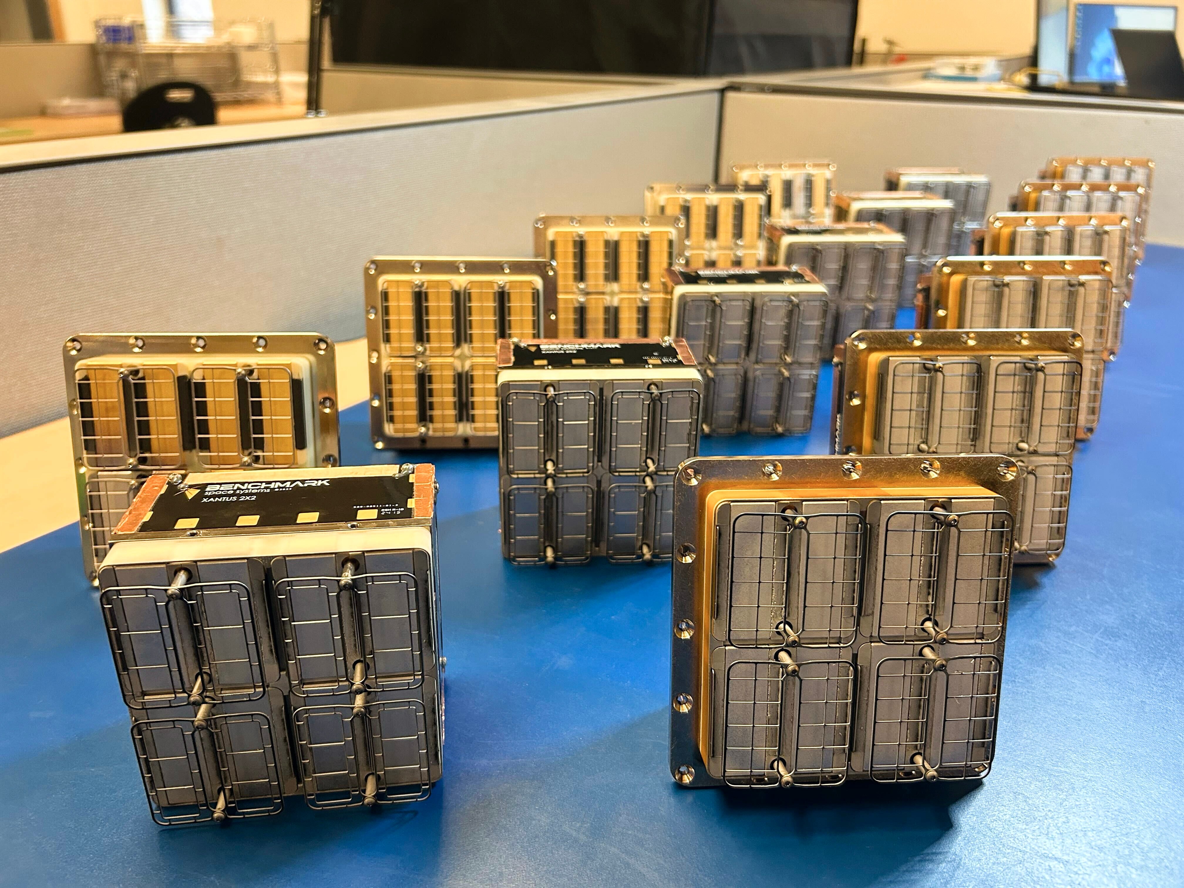 Xantus Units1